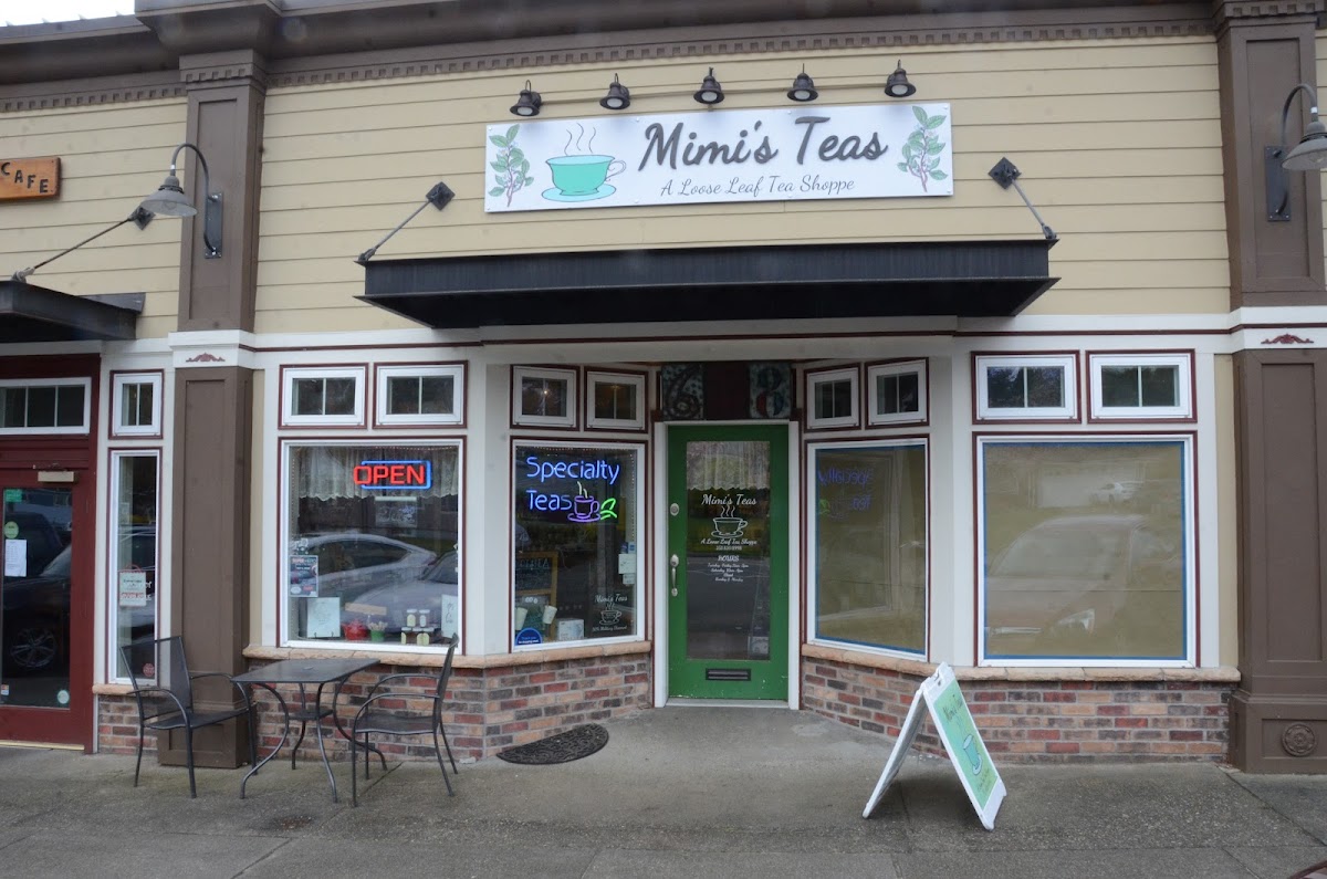 Brown's Flowers Featuring Mimi's Teas